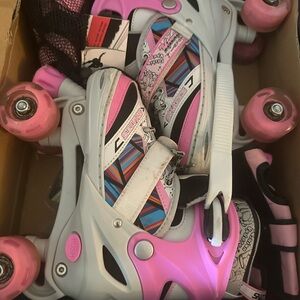 Kuxuan Roller Skates